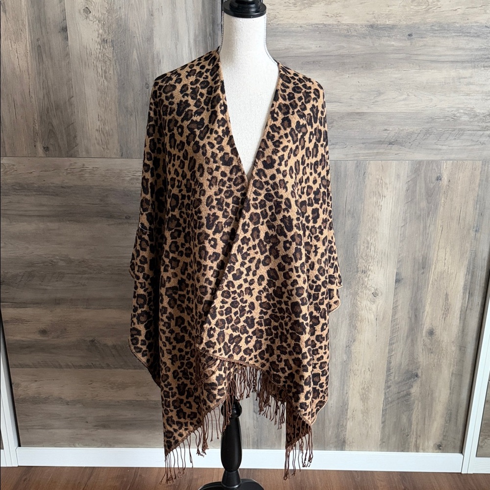 Croft & Barrow Animal Print Cape
